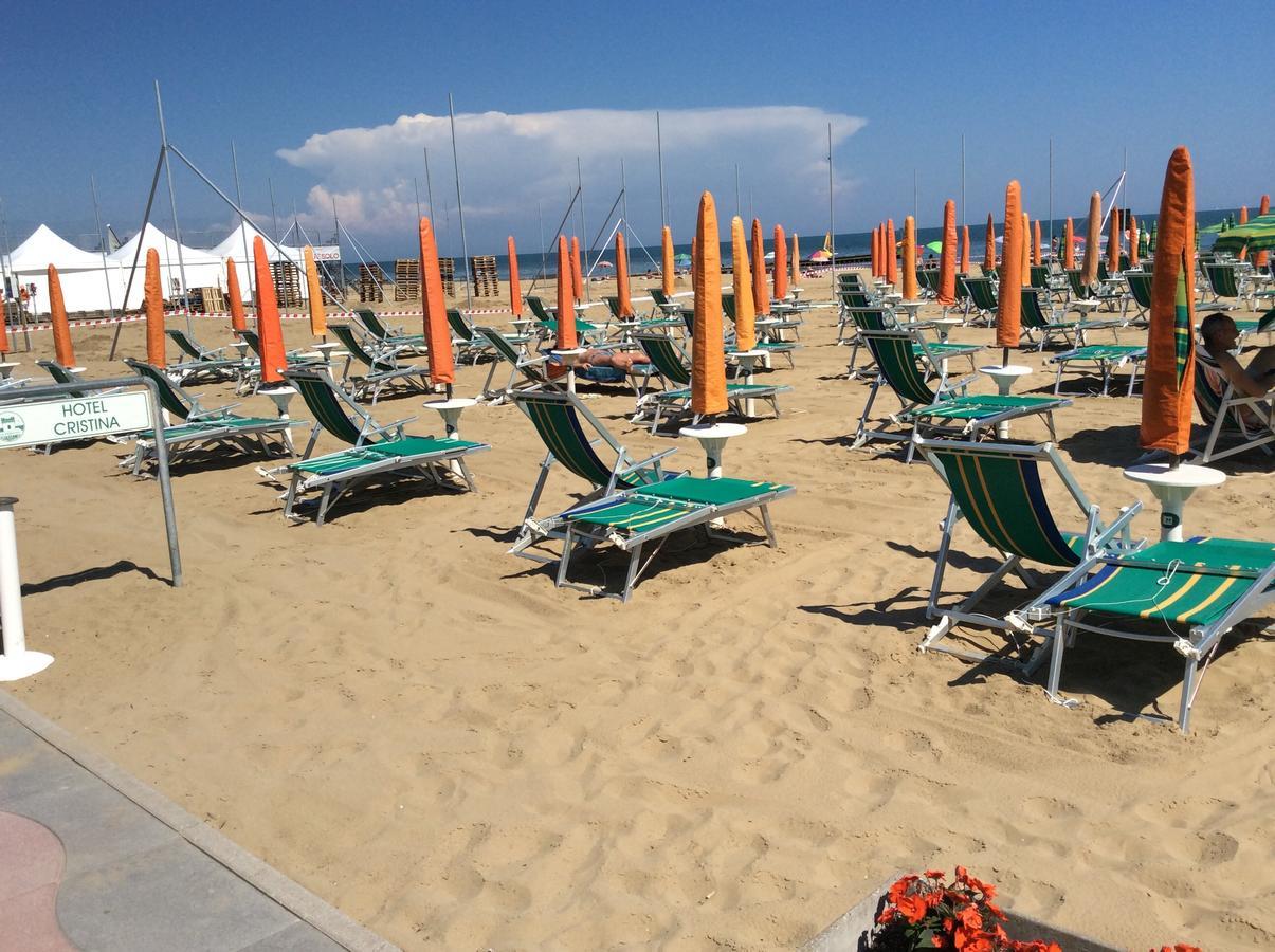 Hotel Cristina Lido di Jesolo Esterno foto